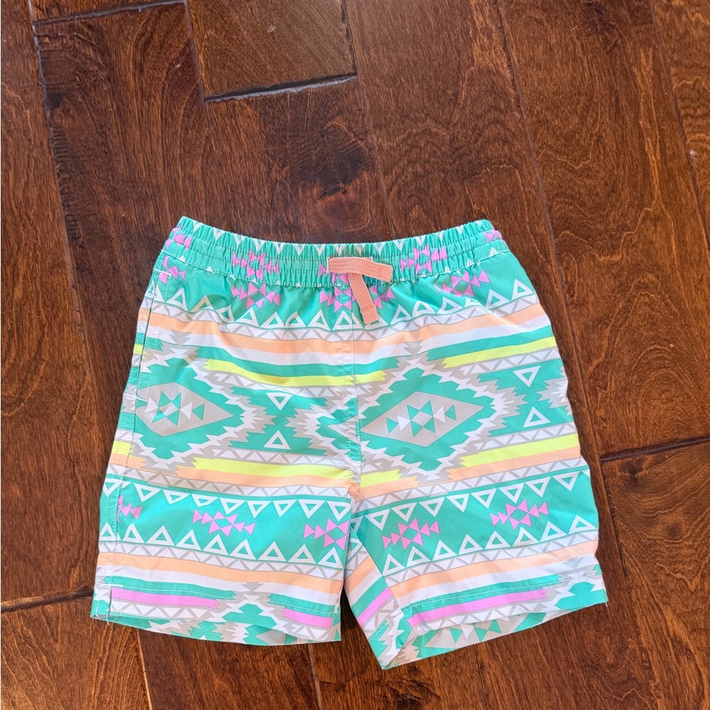 Boys chubbies size 6